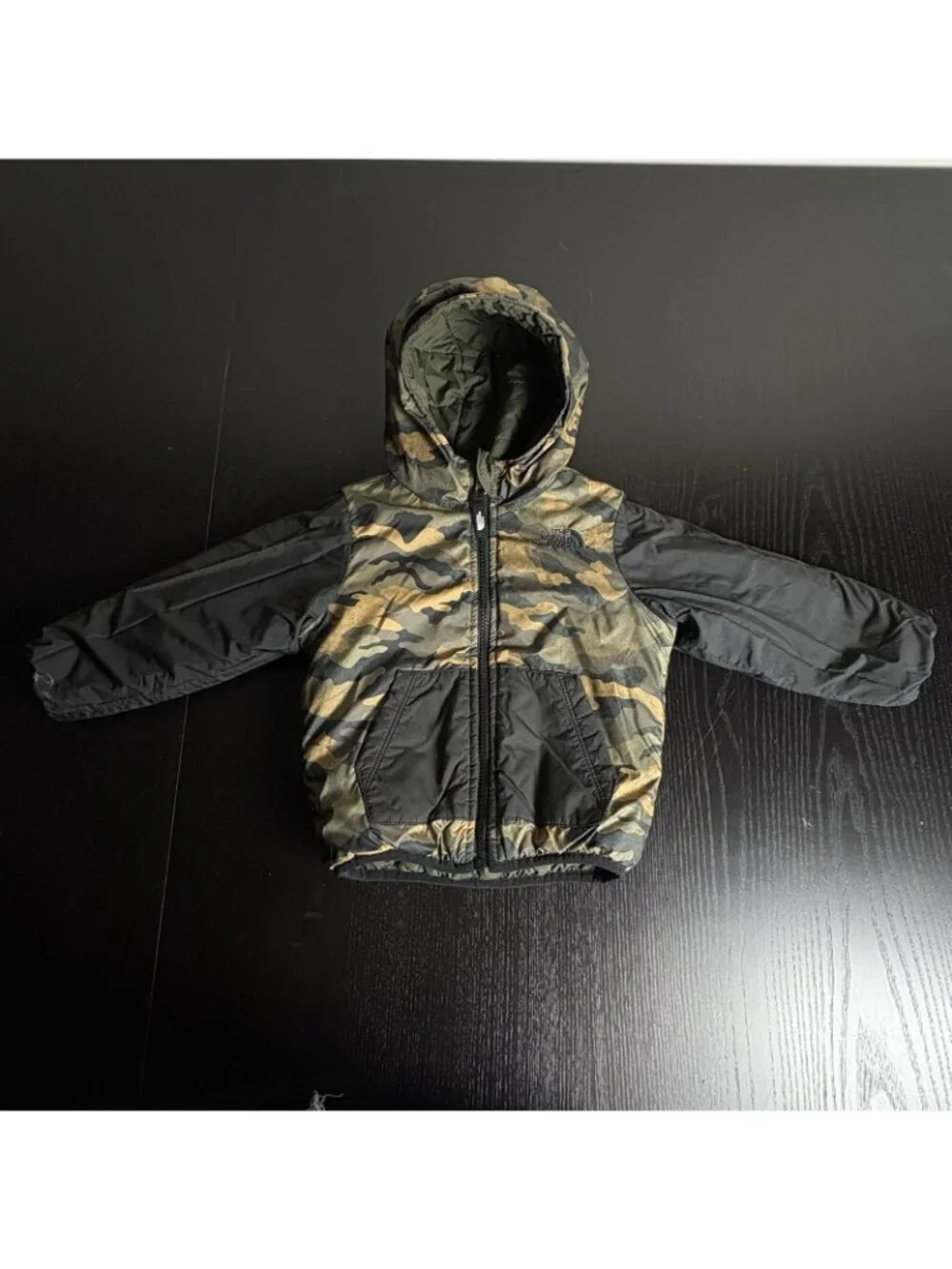 THE NORTH FACE Toddler Boy 2T Reversible Perrito Puffer Jacket Green/Black Camo